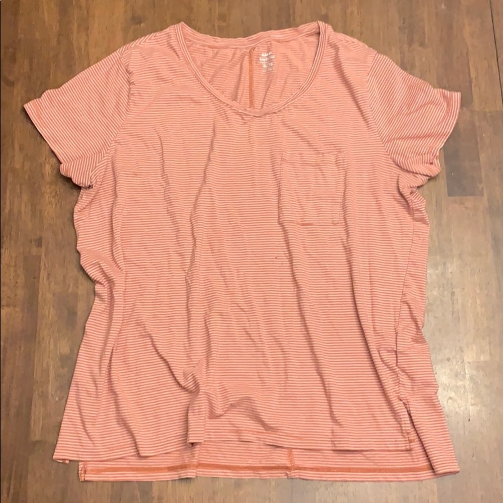 Old Navy Boyfriend Tee
